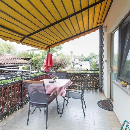 Ines & Hans Pensionat Tar-Vabriga