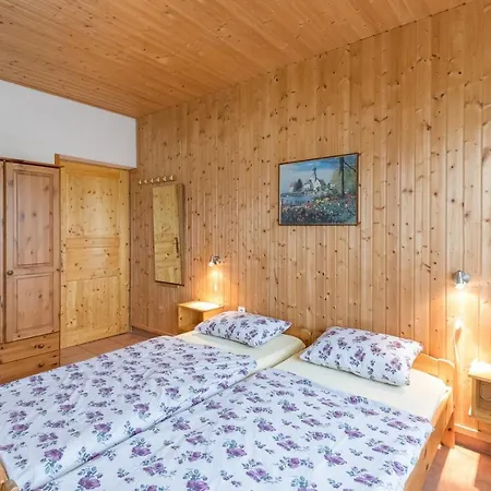 Ines & Hans Guest house *
